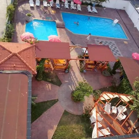 Alba Family Club Отель